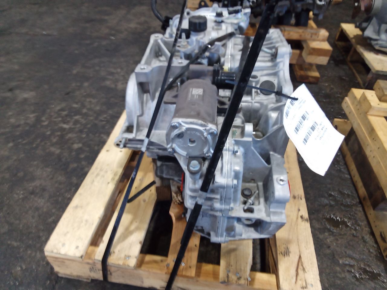 Part image 3