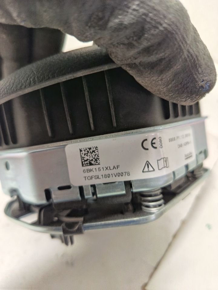 Part image 8