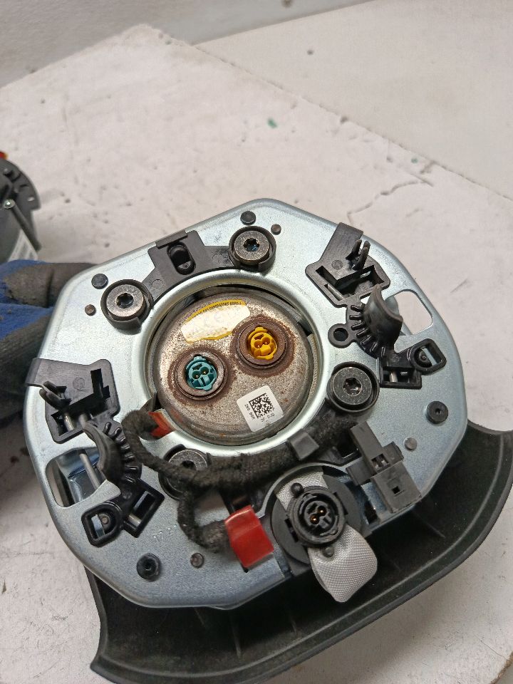 Part image 9