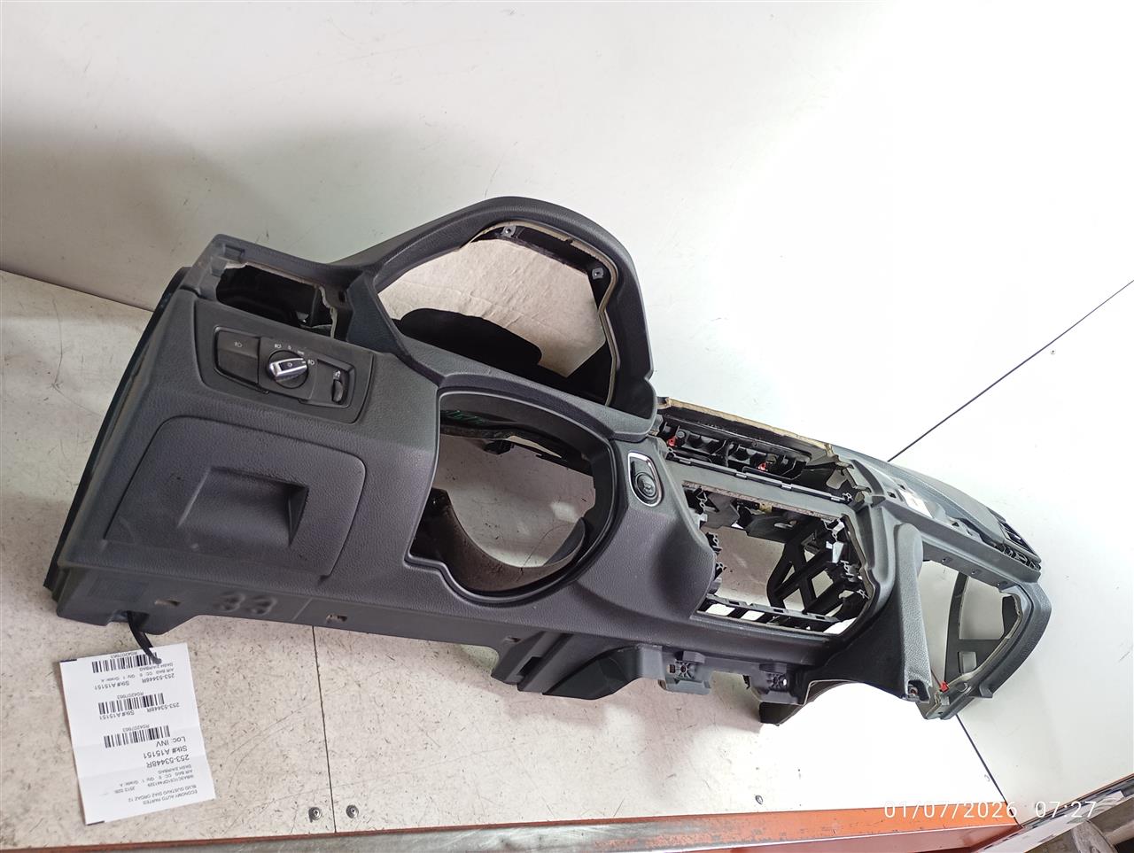 Part image 3