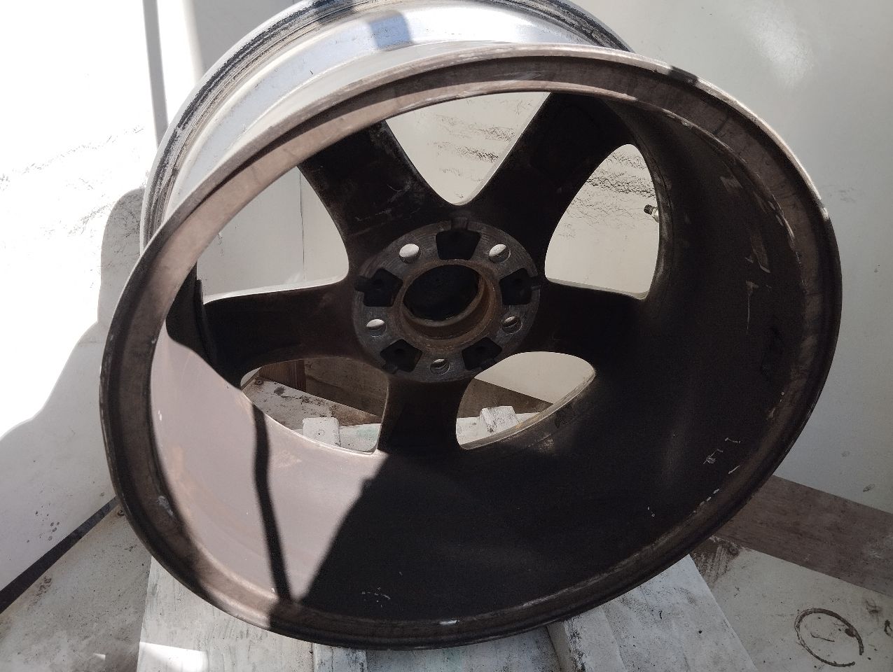Part image 3