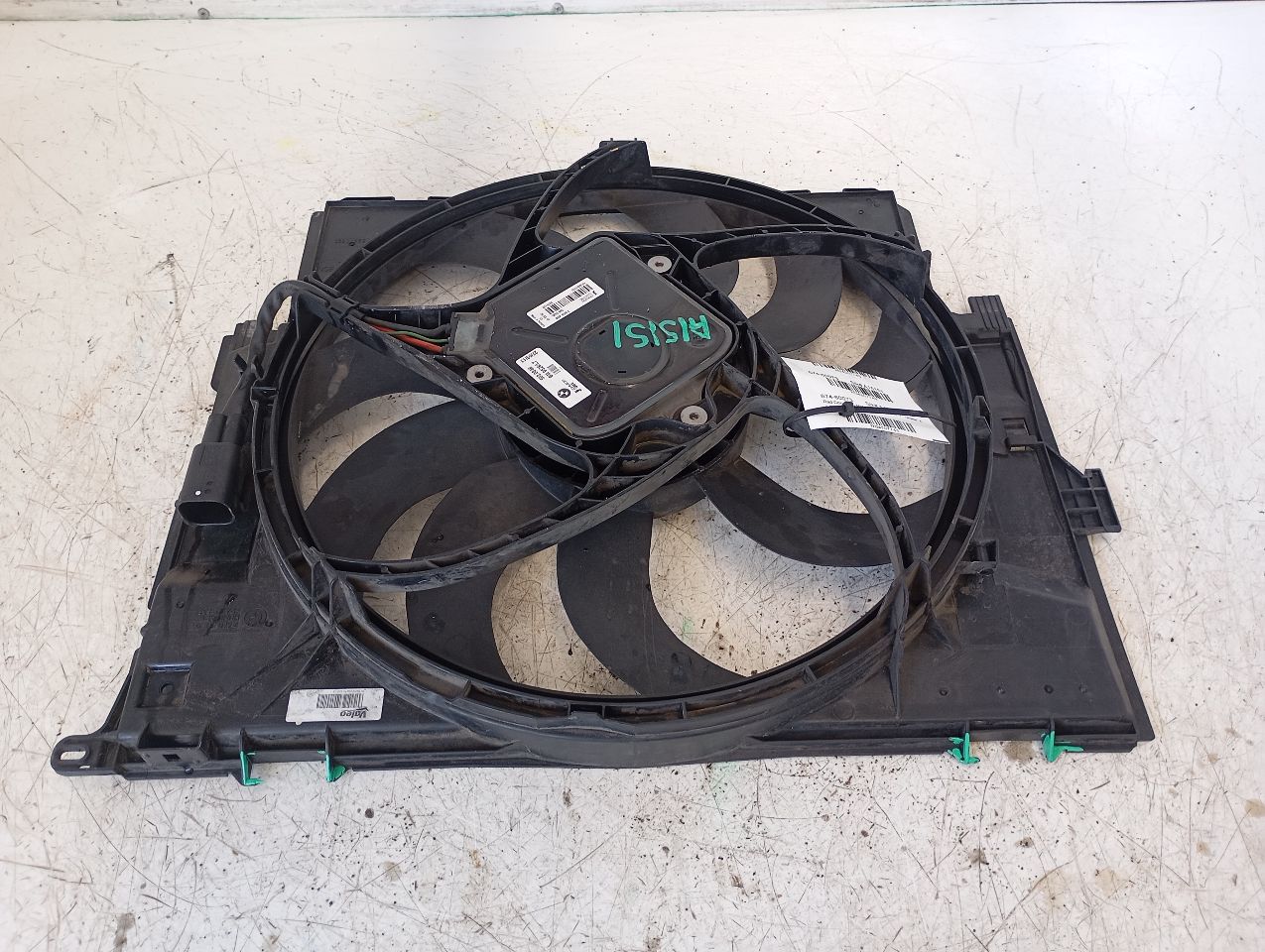 Part image 3