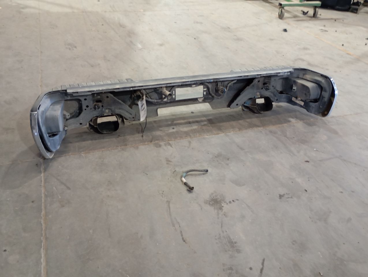 Part image 3