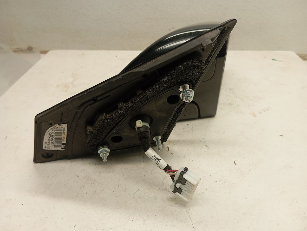 Part image 3