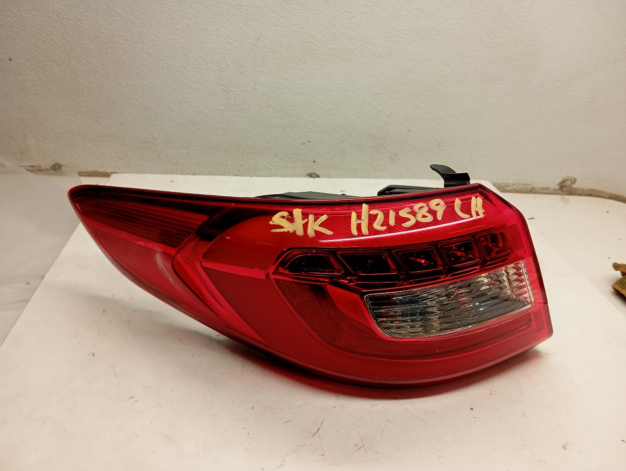 2015 Hyundai SONATA Tail Lamp