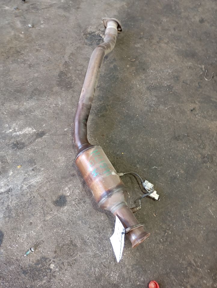 2015 Chrysler DURANGO Exhaust Manifold
