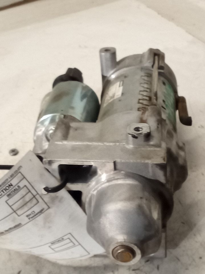 Part image 5