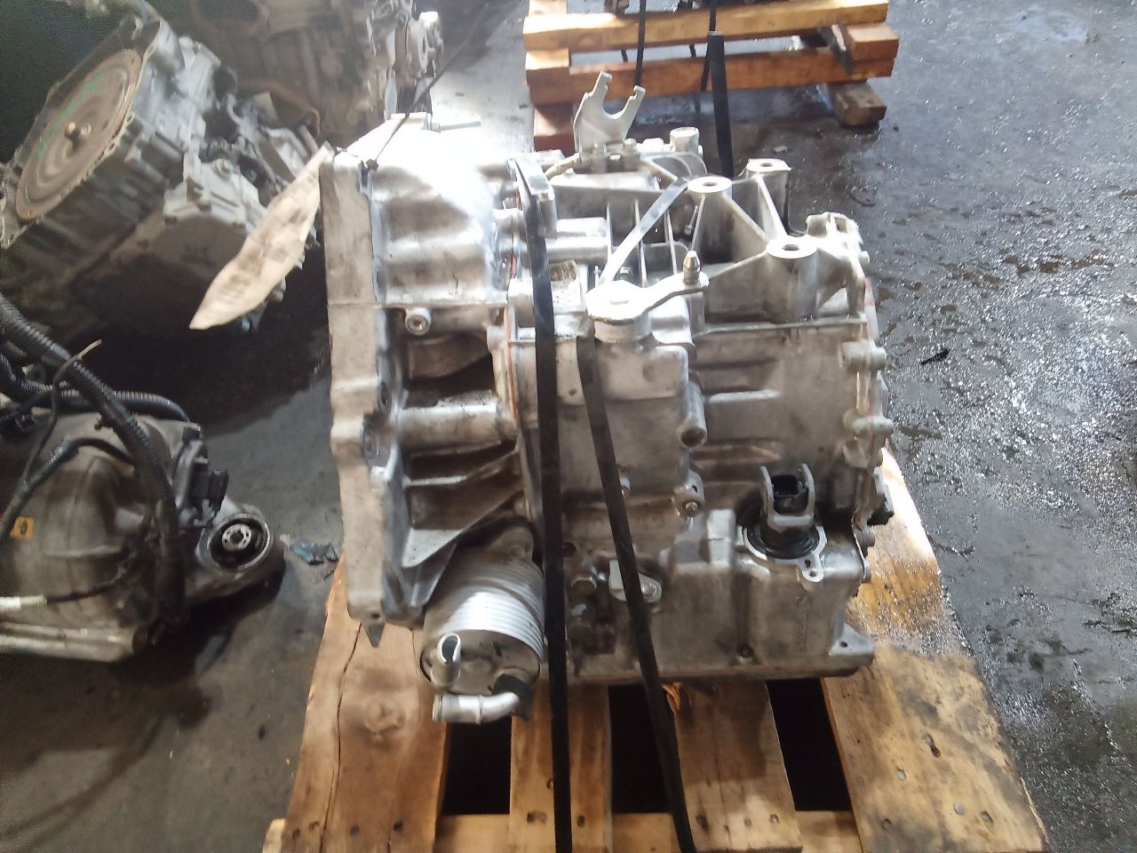 Part image 3