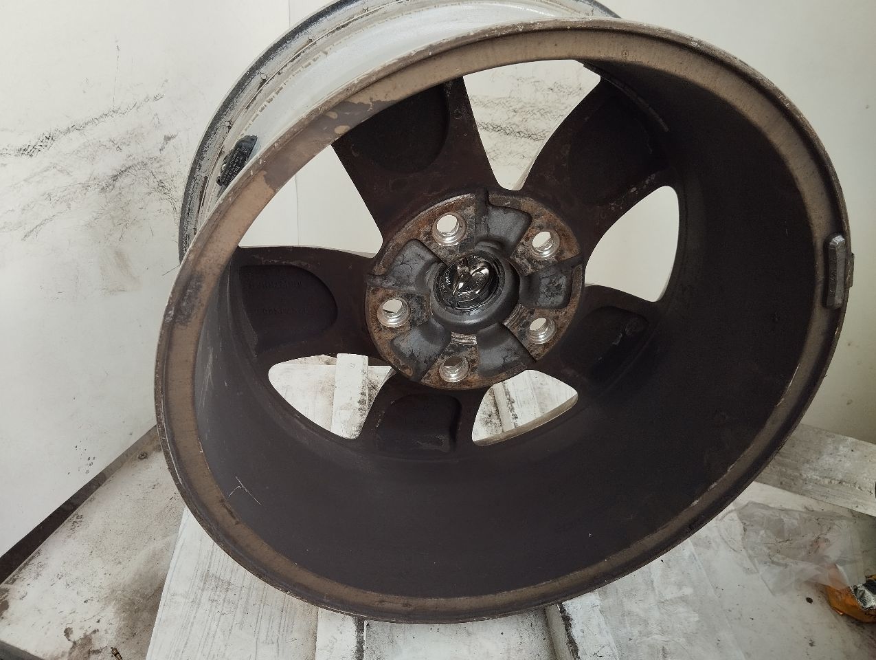 Part image 3