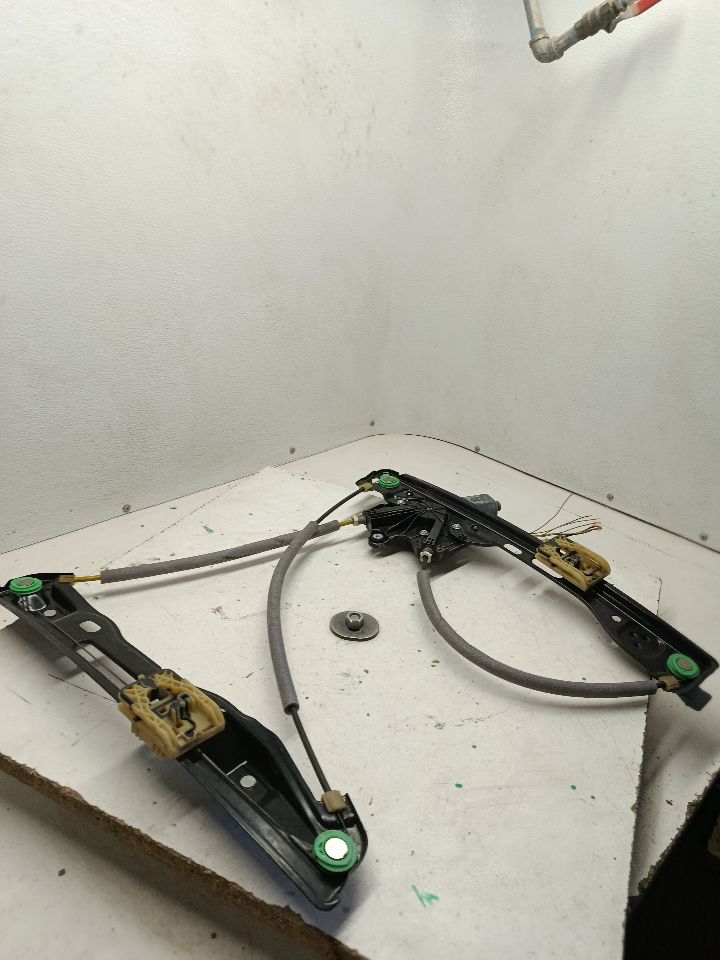 2016 Ford FUSION Door Window Reg, Fr