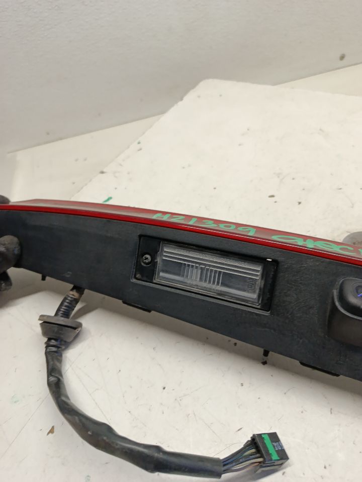 Part image 8