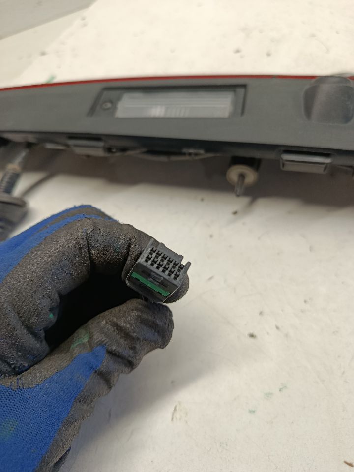 Part image 10