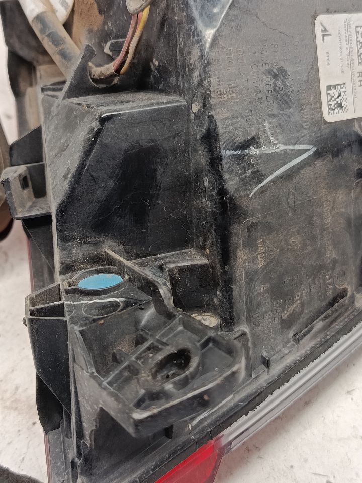Part image 8