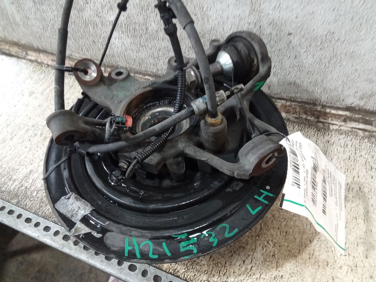 Part image 3