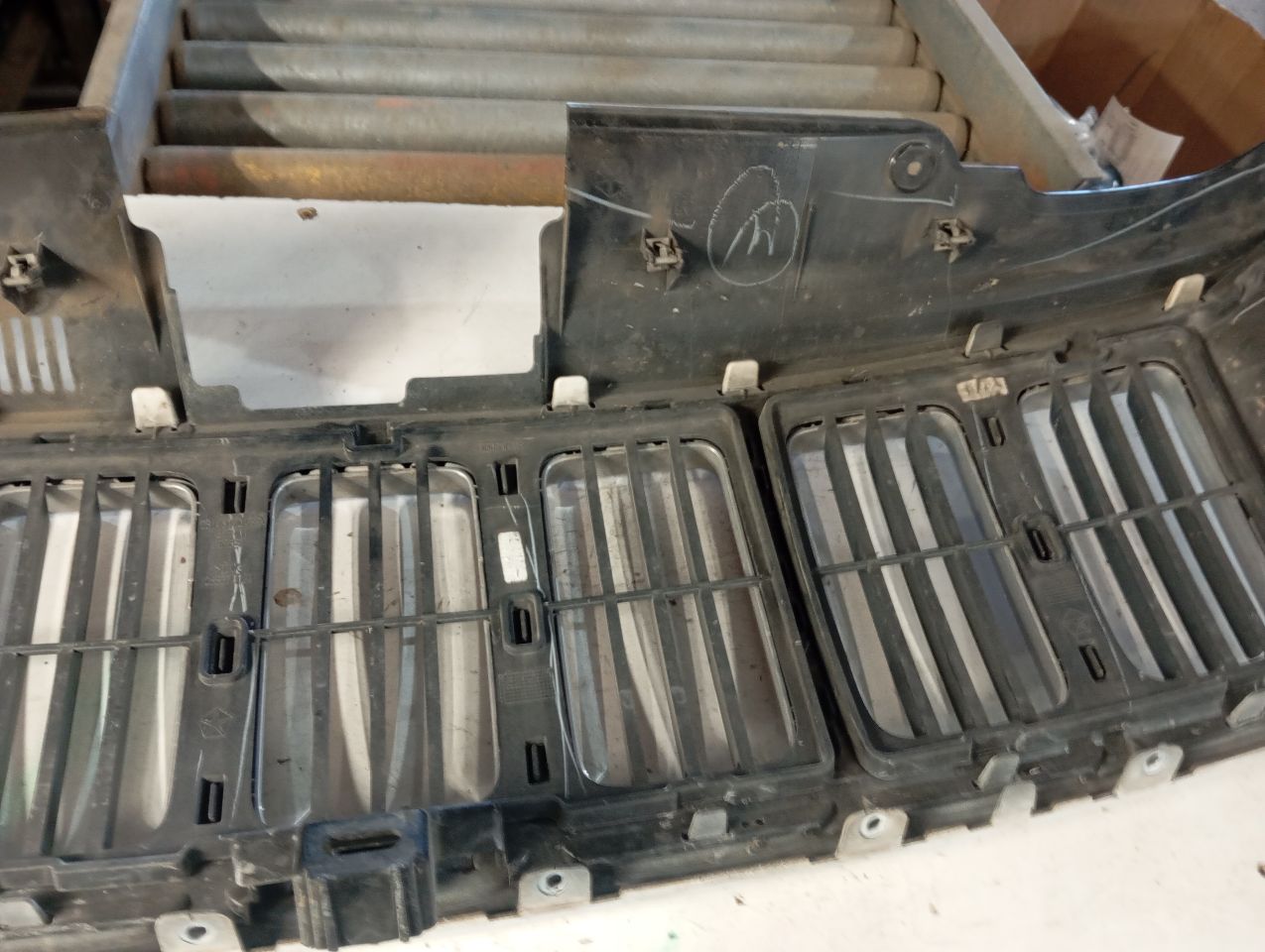 Part image 10