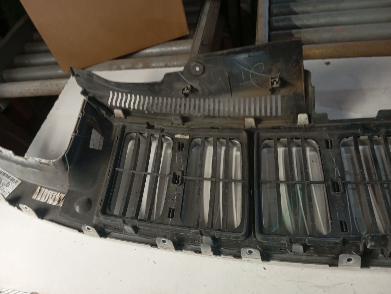 Part image 11