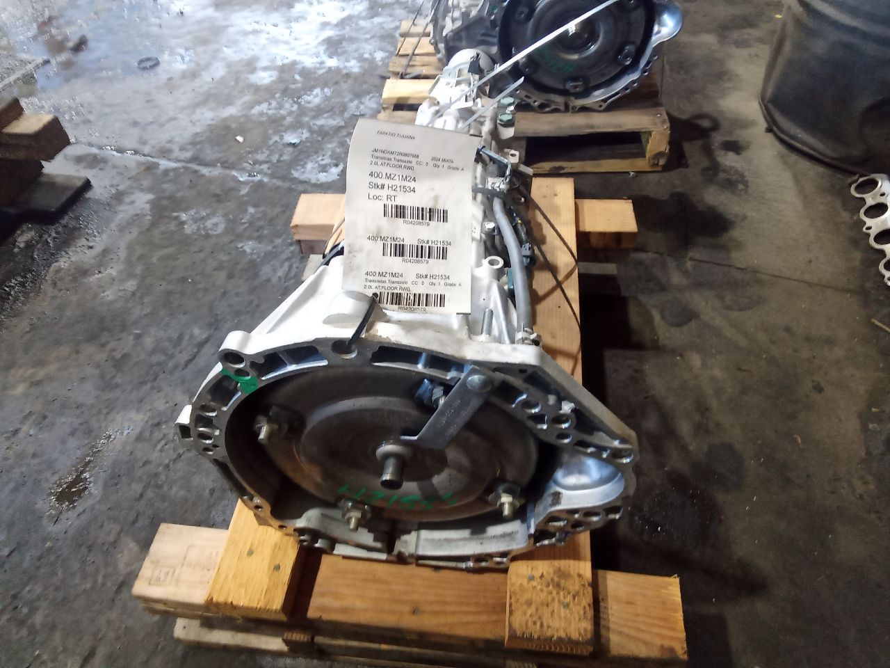 Part image 3