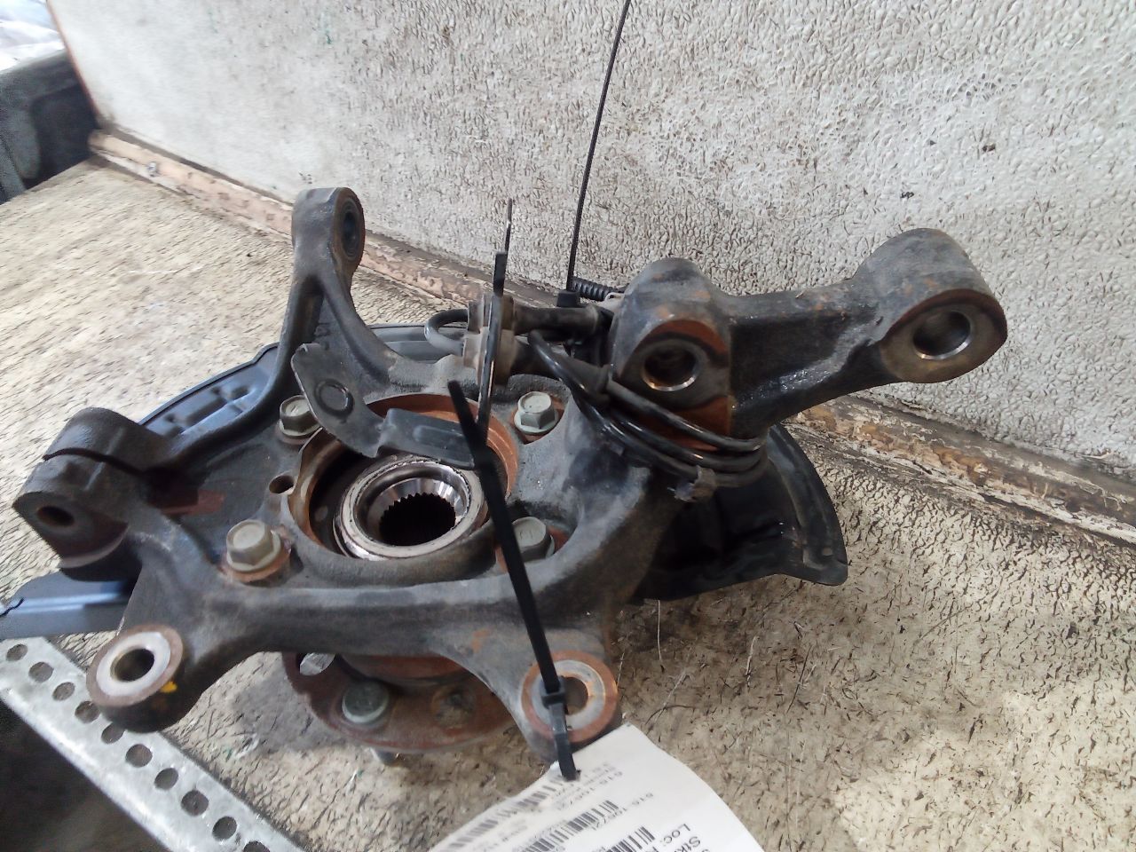 Part image 3