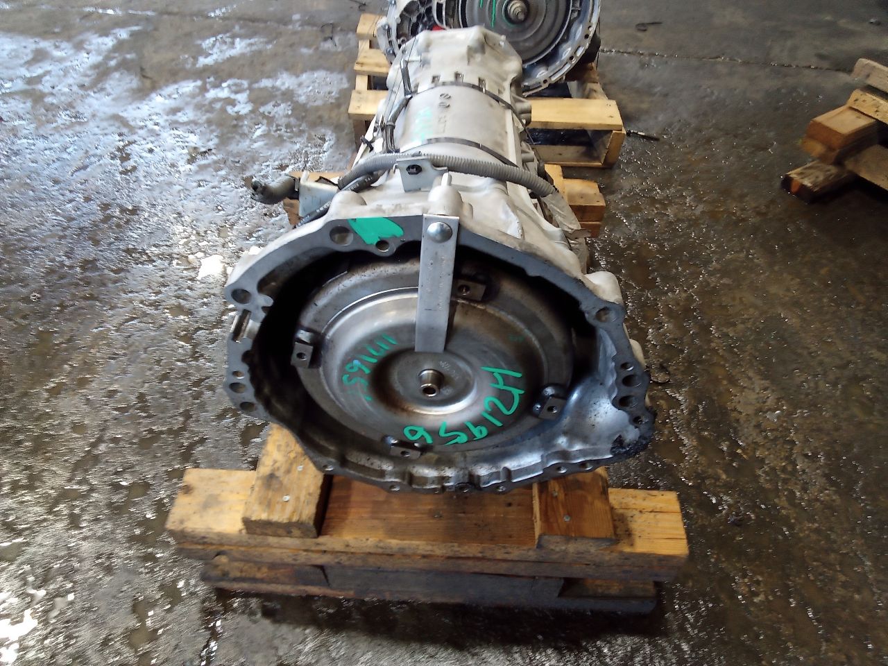 Part image 3