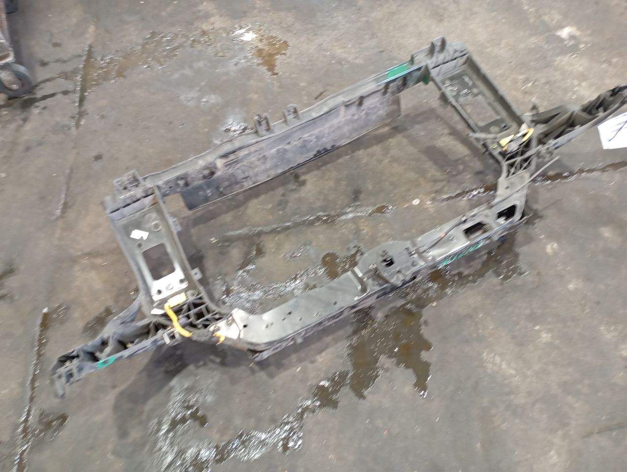 Part image 4