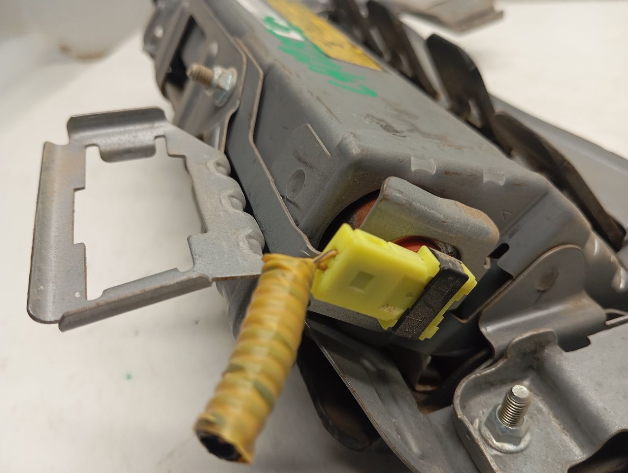 Part image 4