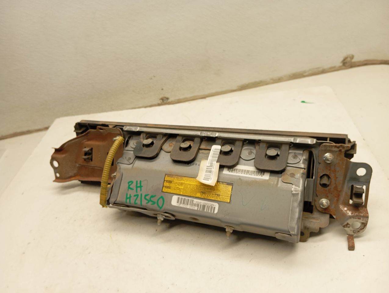 Part image 4