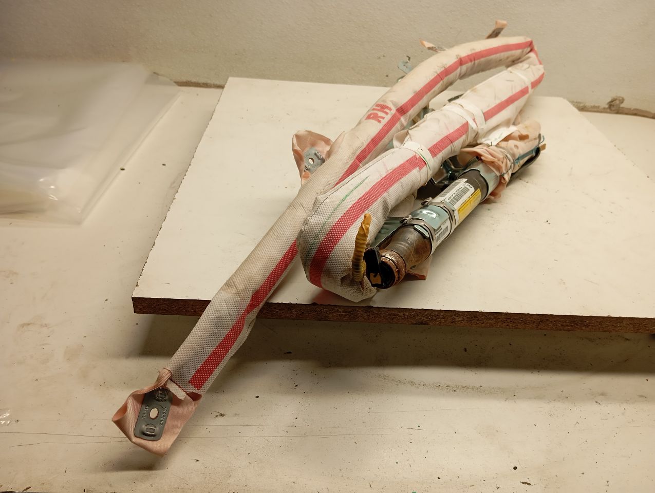 Part image 3