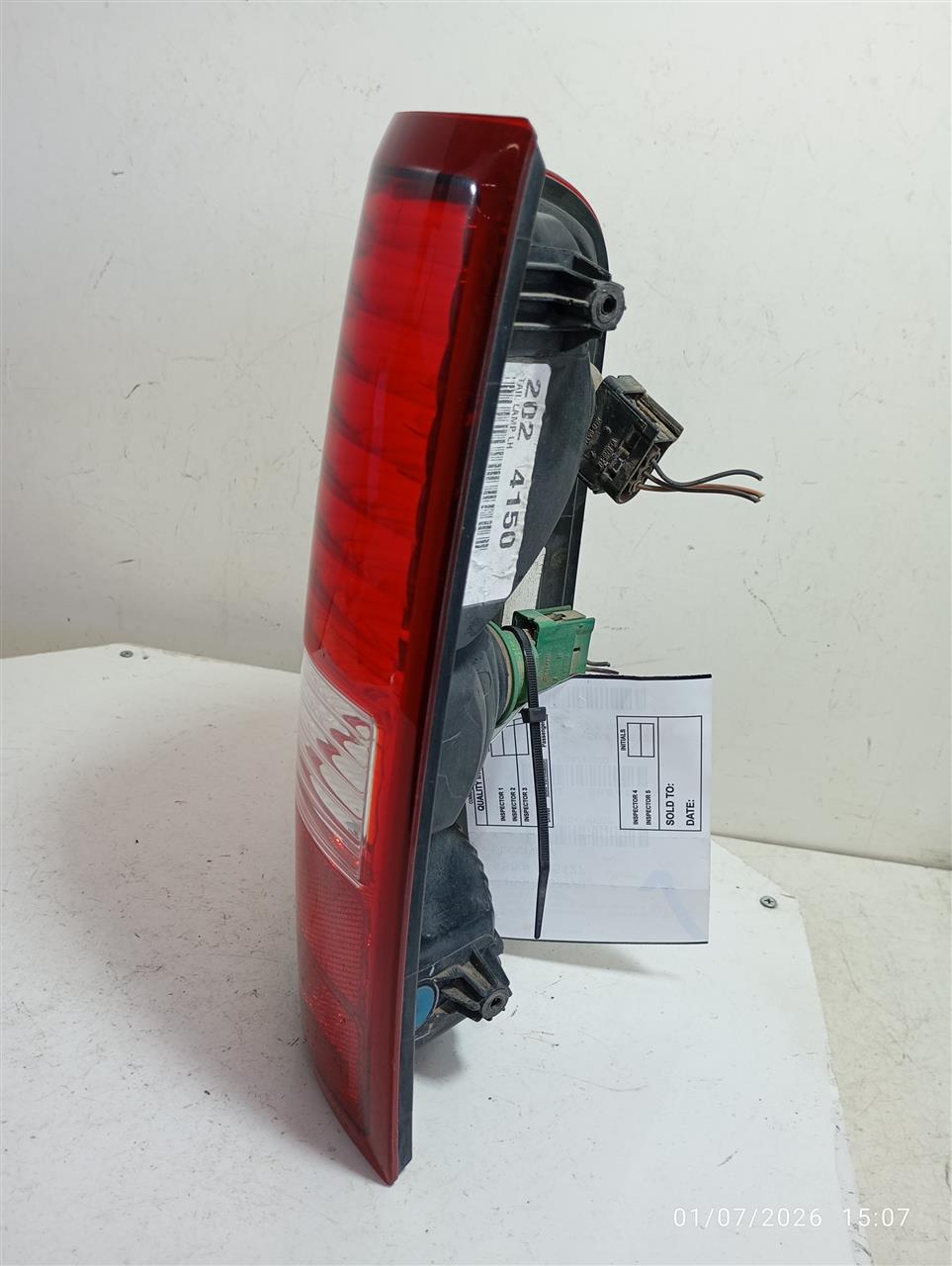 Part image 3