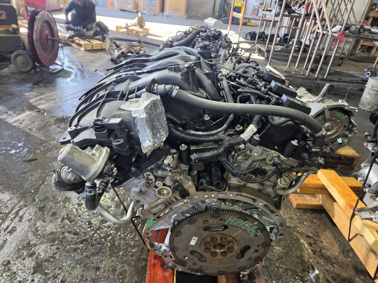Part image 3
