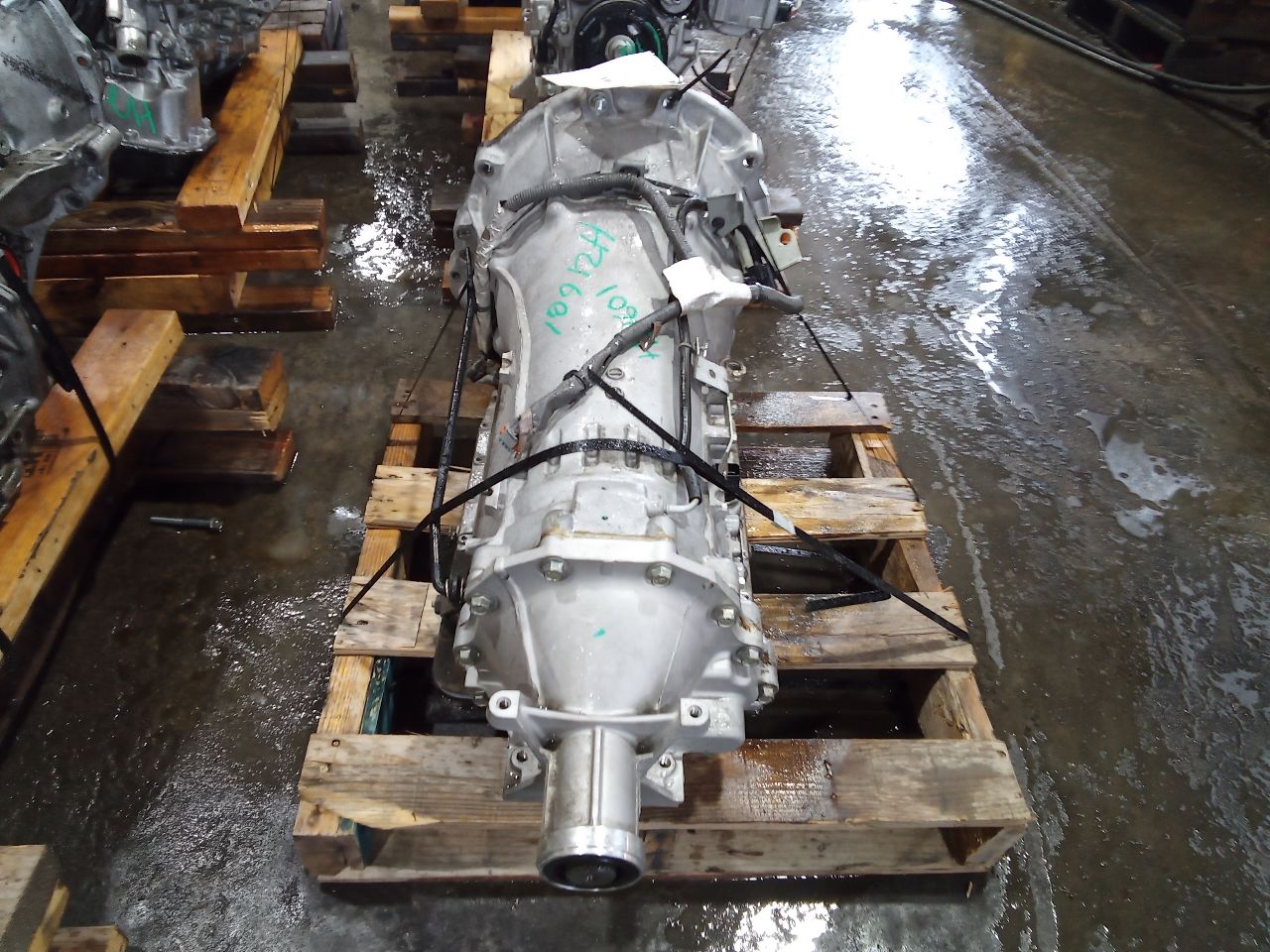 Part image 3