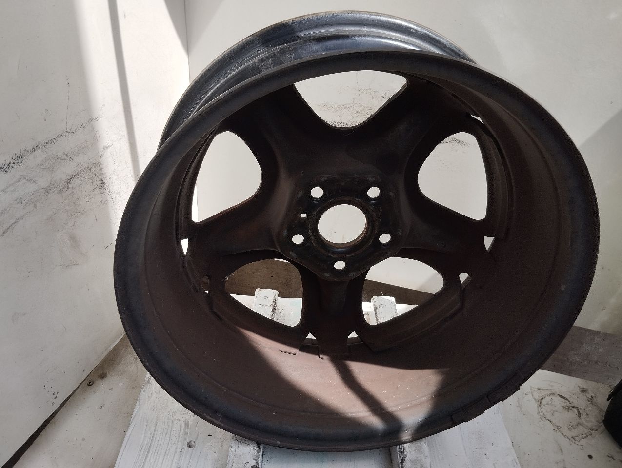 Part image 3