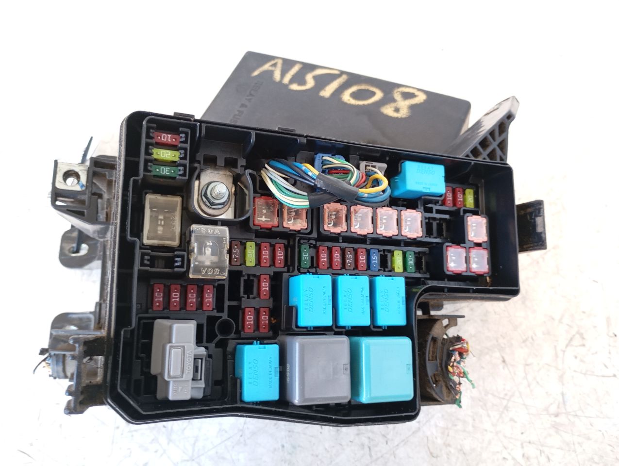 Part image 3