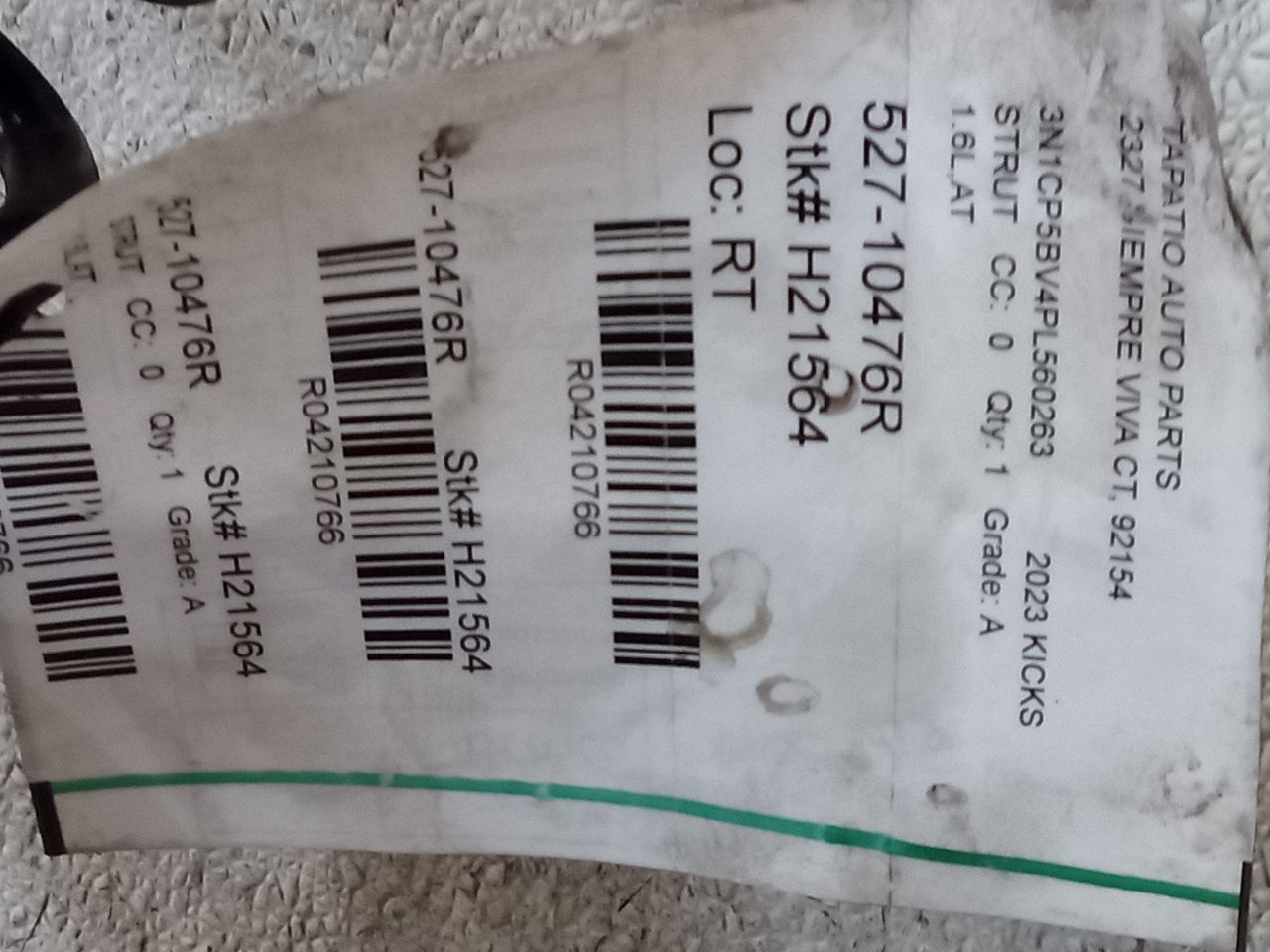 2023 Nissan KICKS Strut