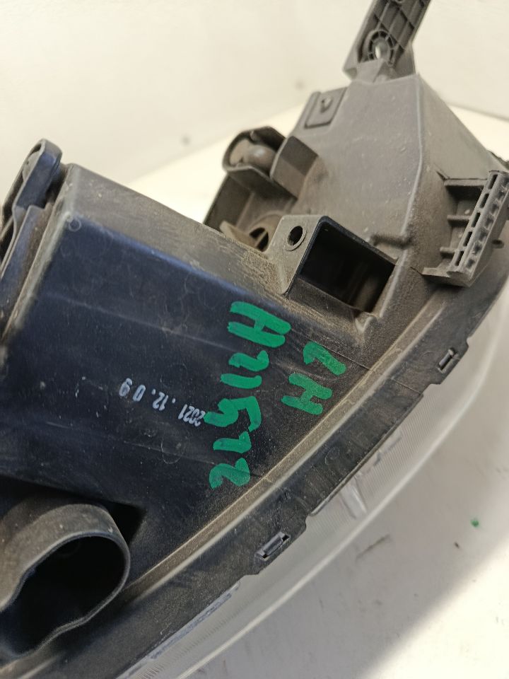 Part image 5