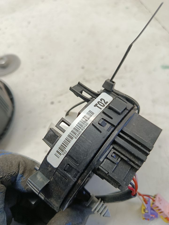 Part image 7