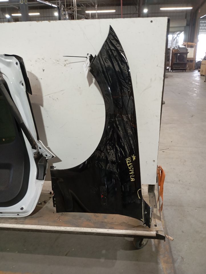 2019 Ford MUSTANG Fender