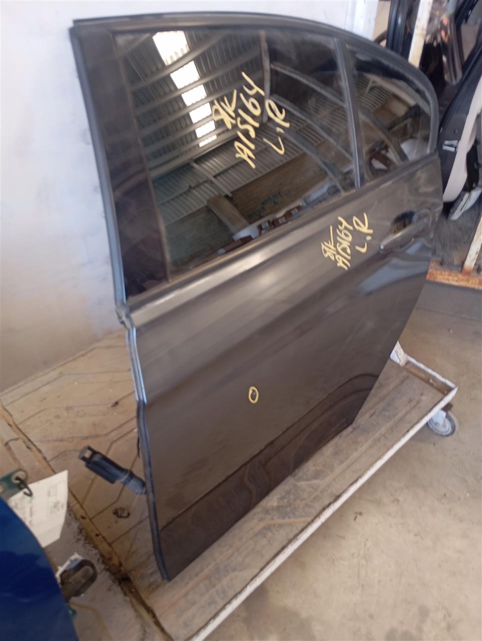 Part image 3