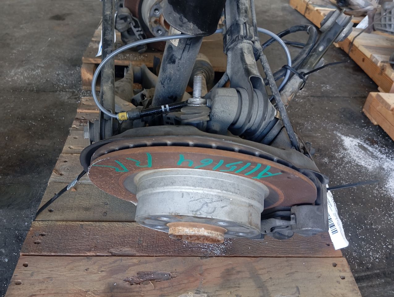 Part image 3