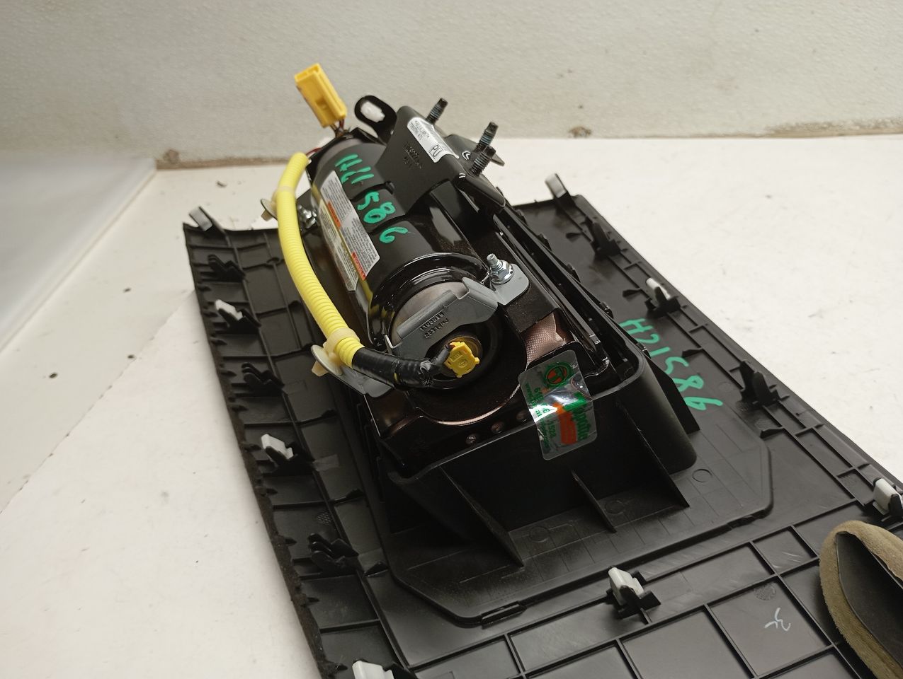 Part image 5
