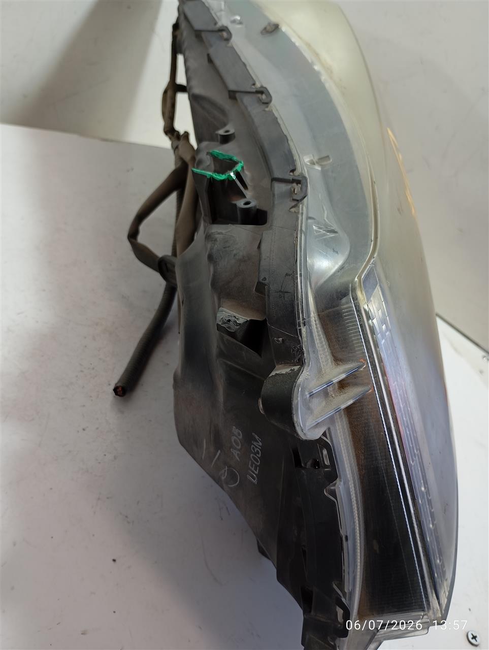 Part image 3