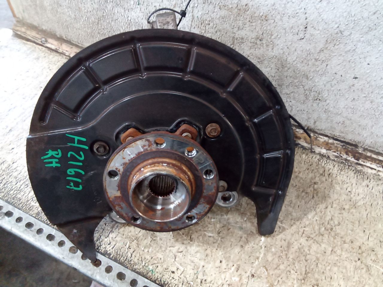 Part image 7