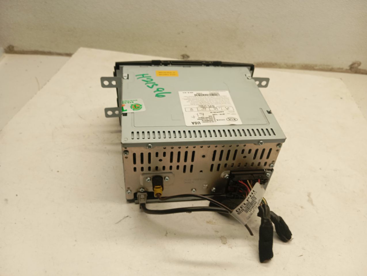 Part image 3