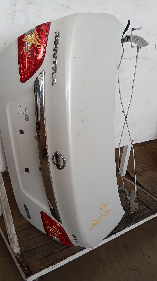 Part image 3