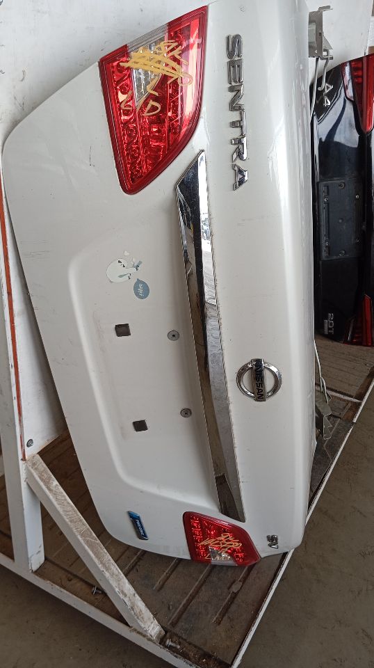 Part image 4
