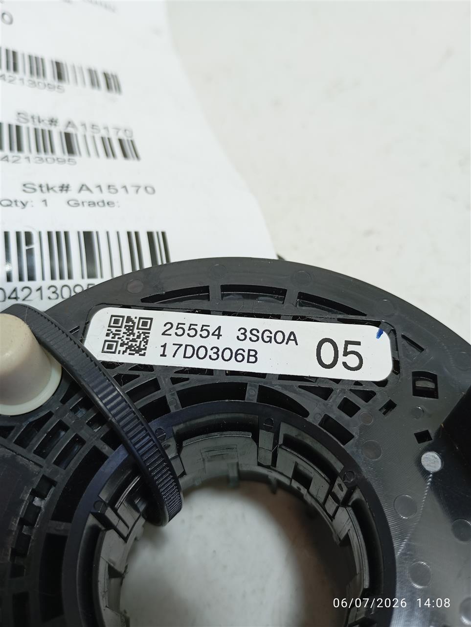 Part image 3