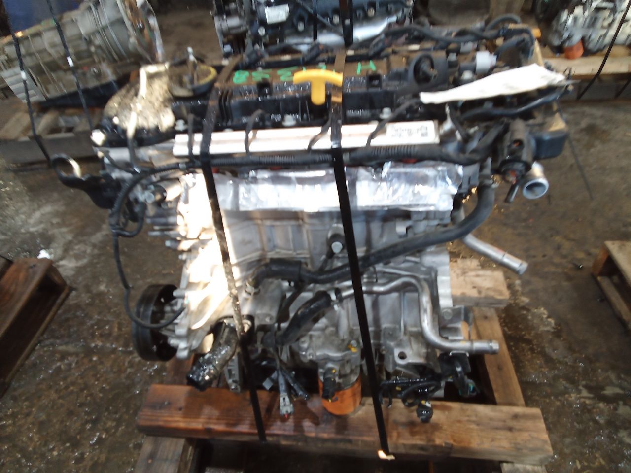 Part image 4