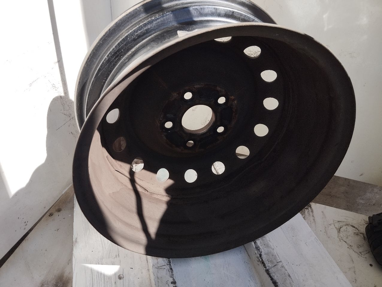 Part image 3