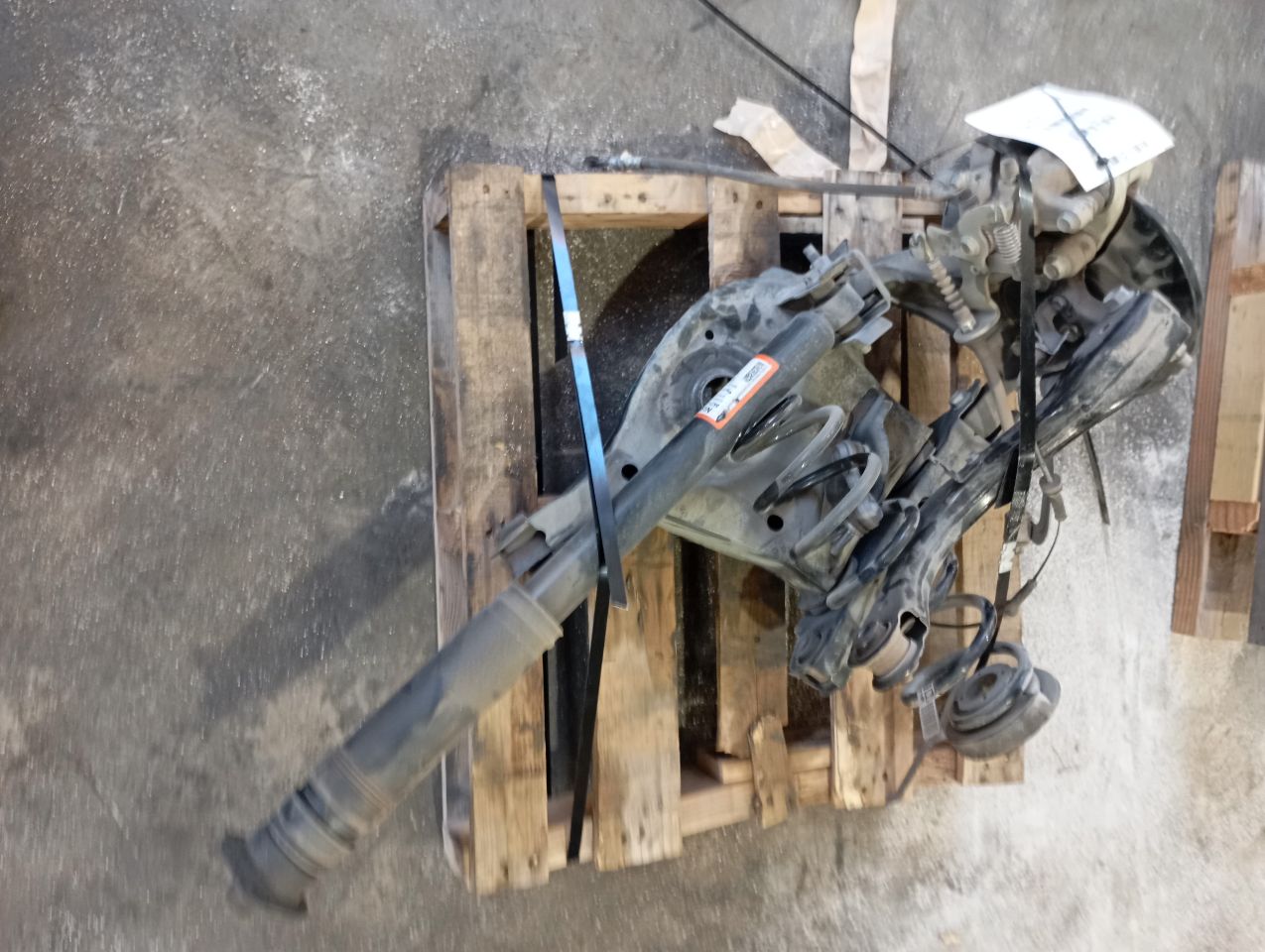 Part image 3