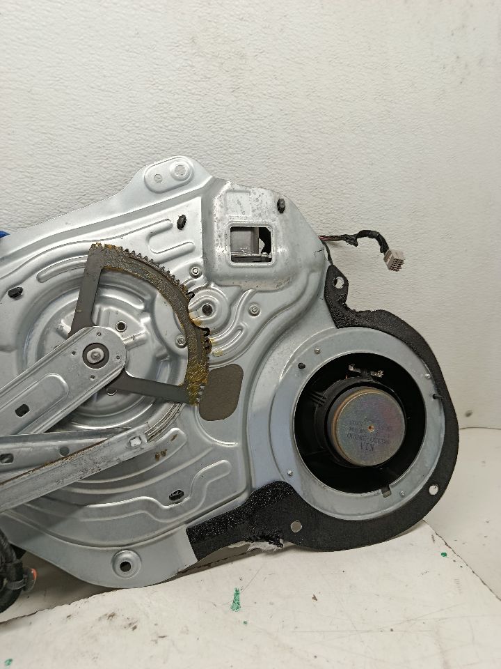 Part image 10