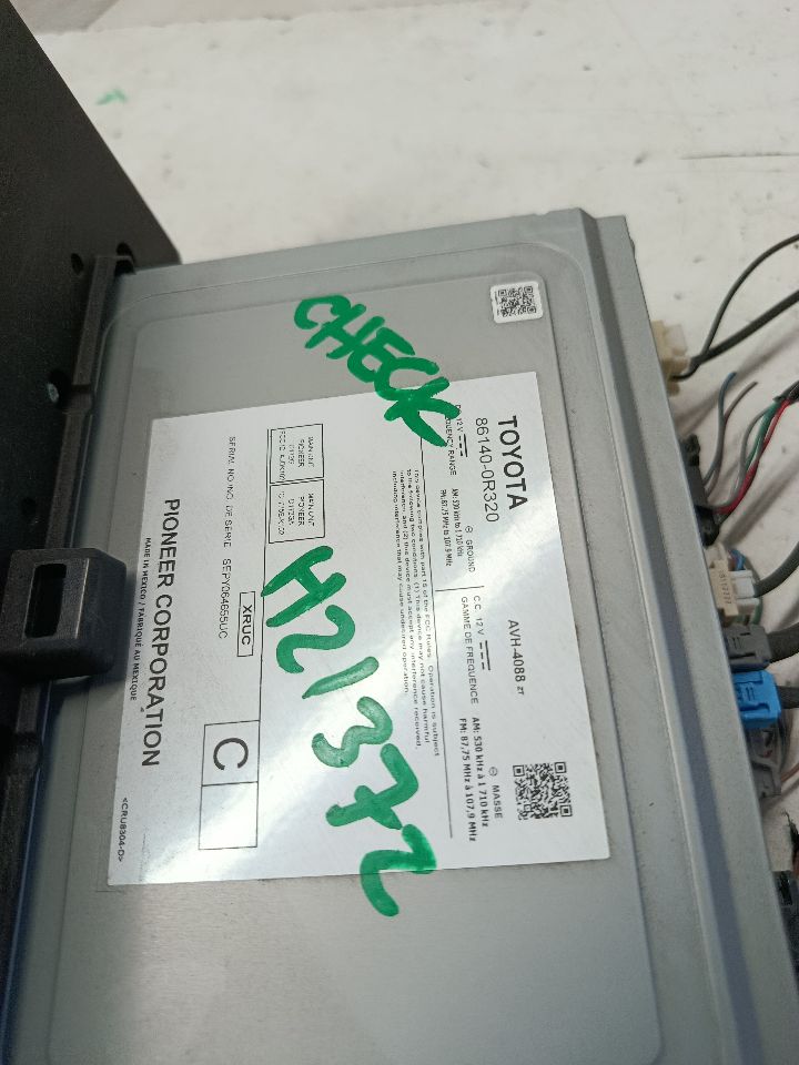 Part image 3